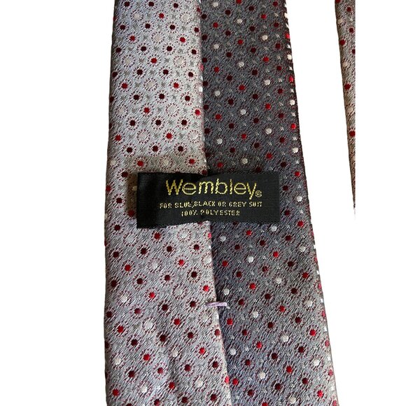 Wembley Mens Neck Tie Silver Red Polka Dot Retro Dad Gift Corpcore - Picture 3 of 4